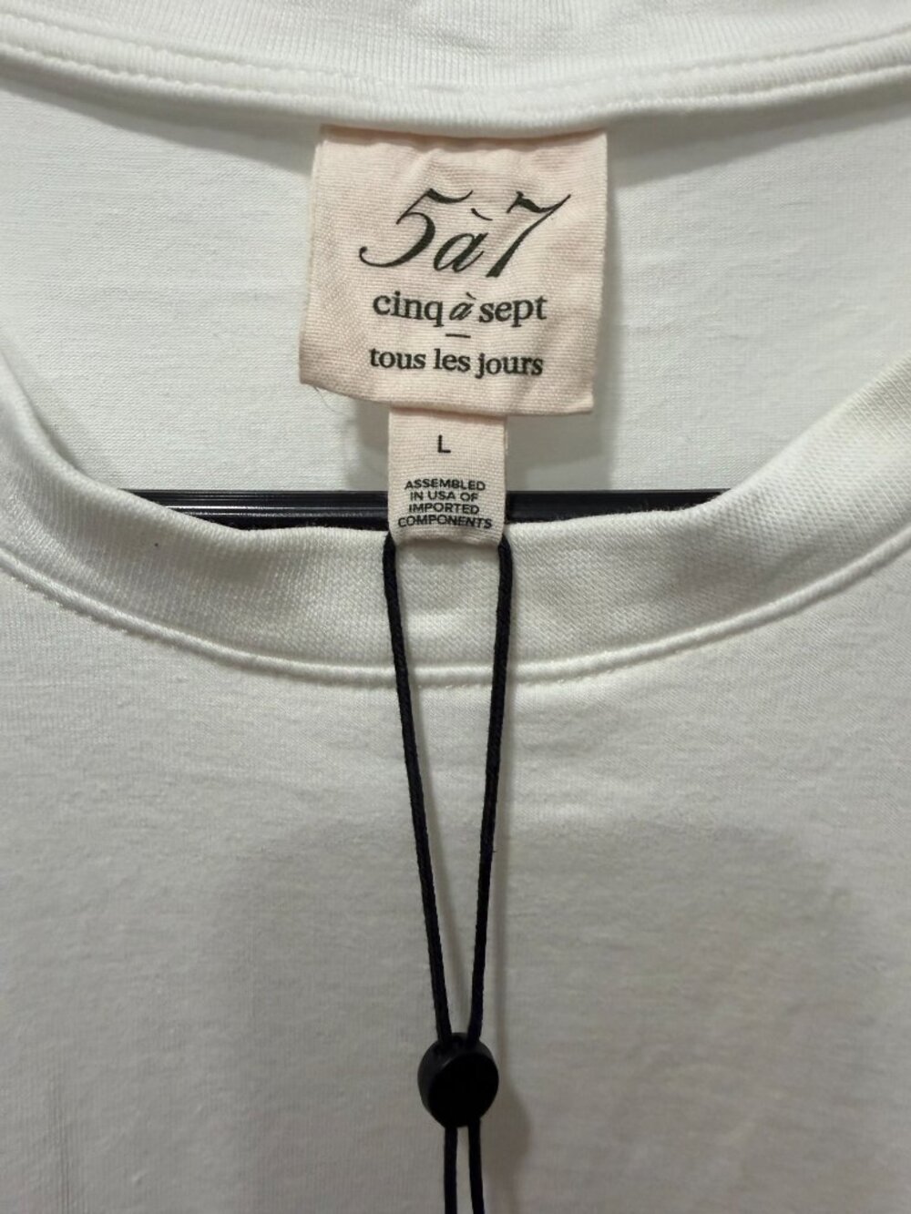 Cinq à Sept Feather-Trimmed Stretch-Cotton Crop T-Shirt - Picture 3 of 10